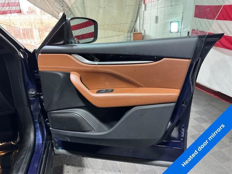 Used 2019 Maserati Levante AWD/4WD image 13