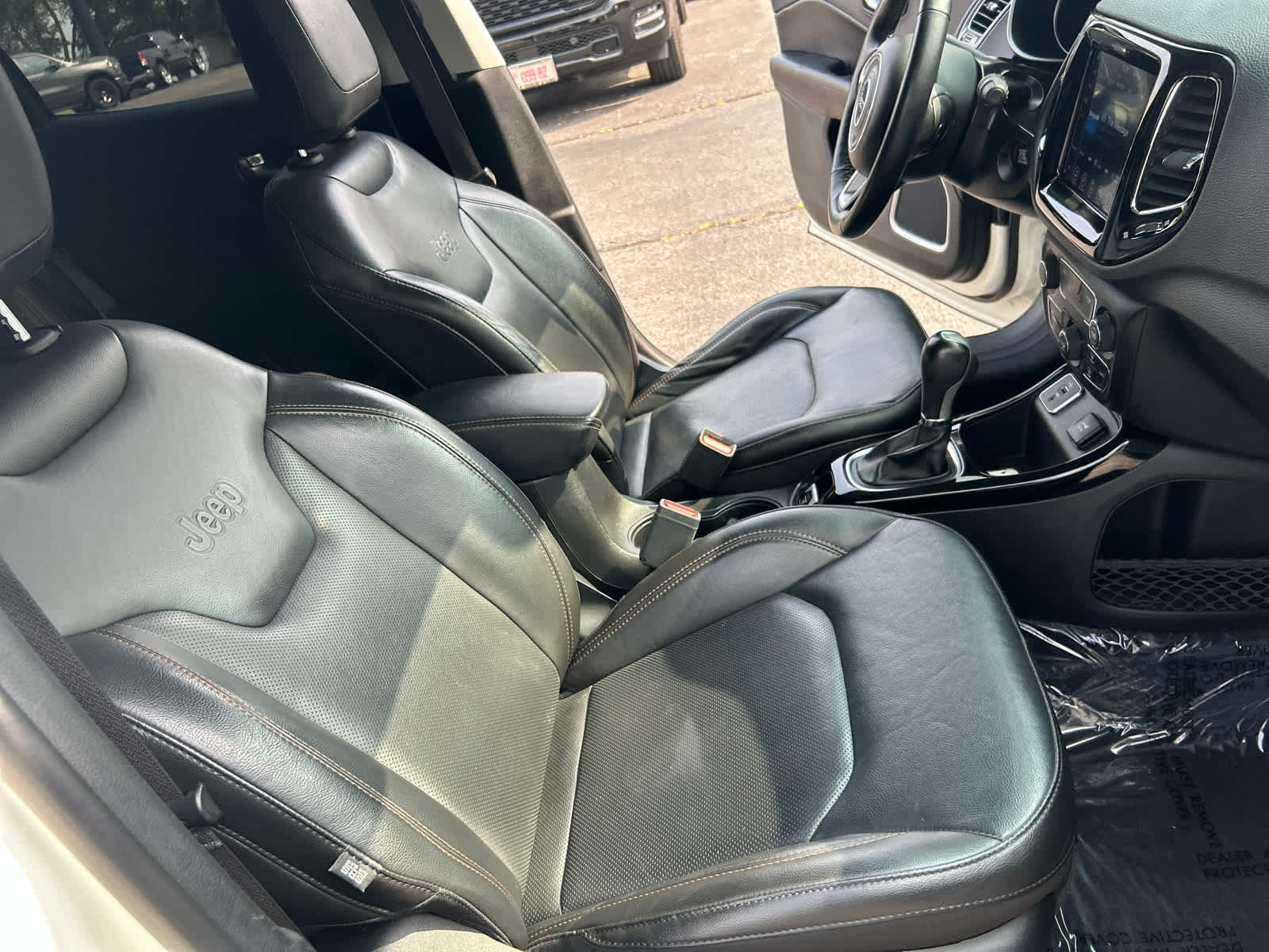 Used 2019 Jeep Compass Limited FWD image 26