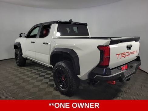 Used 2025 Toyota Tacoma TRD Pro AWD/4WD image 6