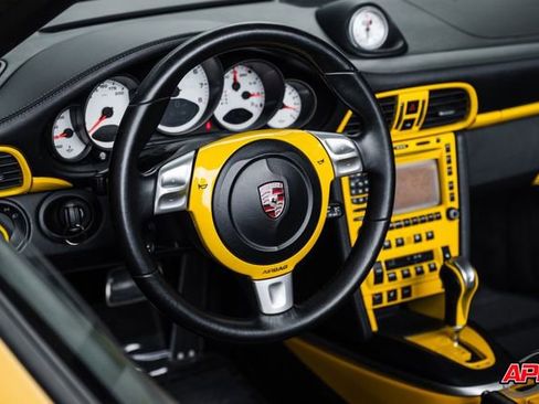 Used 2006 Porsche 911 Carrera 4S image 6