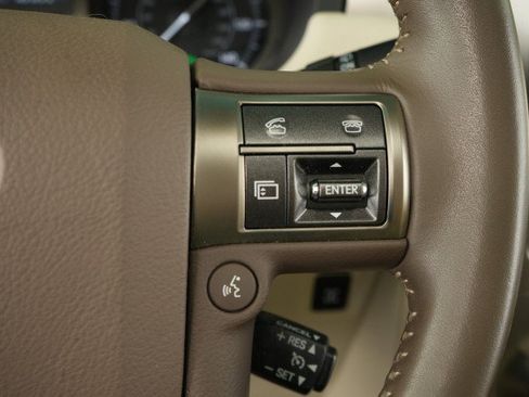 Used 2015 Lexus GX 460 w/ Premium Package AWD/4WD image 34