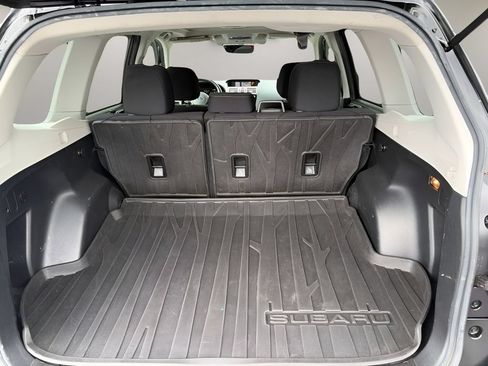Used 2017 Subaru Forester 2.5i Premium AWD/4WD image 10