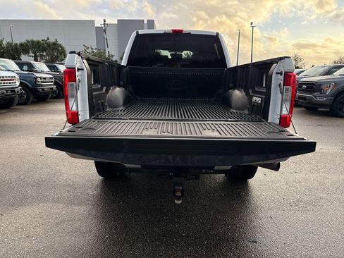 Used 2019 Ford F250 XL w/ STX Appearance Package image 27