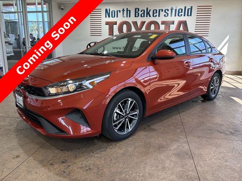 Used 2023 Kia Forte LXS FWD image 1