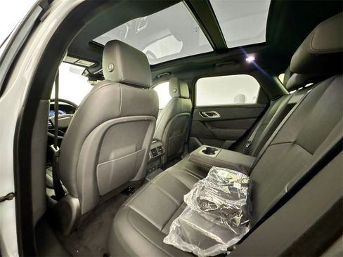 New 2026 Land Rover Range Rover Velar Dynamic SE image 24