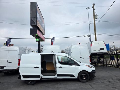 Used 2022 Ford Transit Connect XL image 5