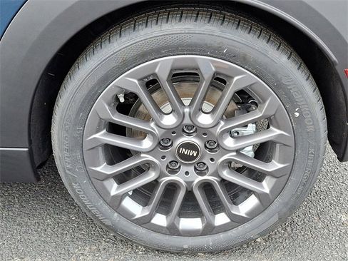 New 2026 MINI Cooper S image 5