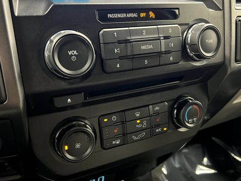 Used 2018 Ford F150 XLT w/ Equipment Group 302A Luxury AWD/4WD image 25