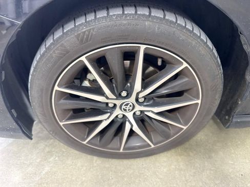 Used 2022 Toyota Camry SE FWD image 14