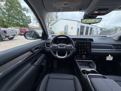 New 2026 GMC Terrain Denali AWD/4WD image 2