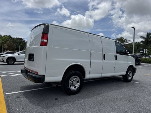 Used 2021 Chevrolet Express 2500 RWD image 24