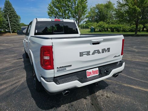 Used 2025 RAM 1500 Laramie w/ Sport Appearance Package AWD/4WD image 3