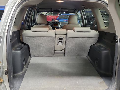 Used 2009 Toyota RAV4 4WD image 8