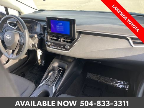 Used 2023 Toyota Corolla LE FWD image 15