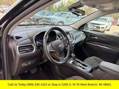 Used 2019 Chevrolet Equinox LT w/ Driver Convenience Package AWD/4WD image 13