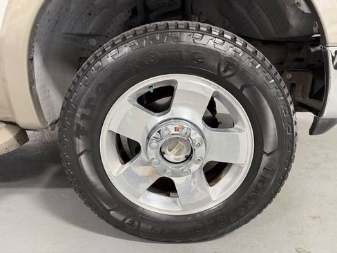 Used 2006 Ford F250 Lariat AWD/4WD image 2
