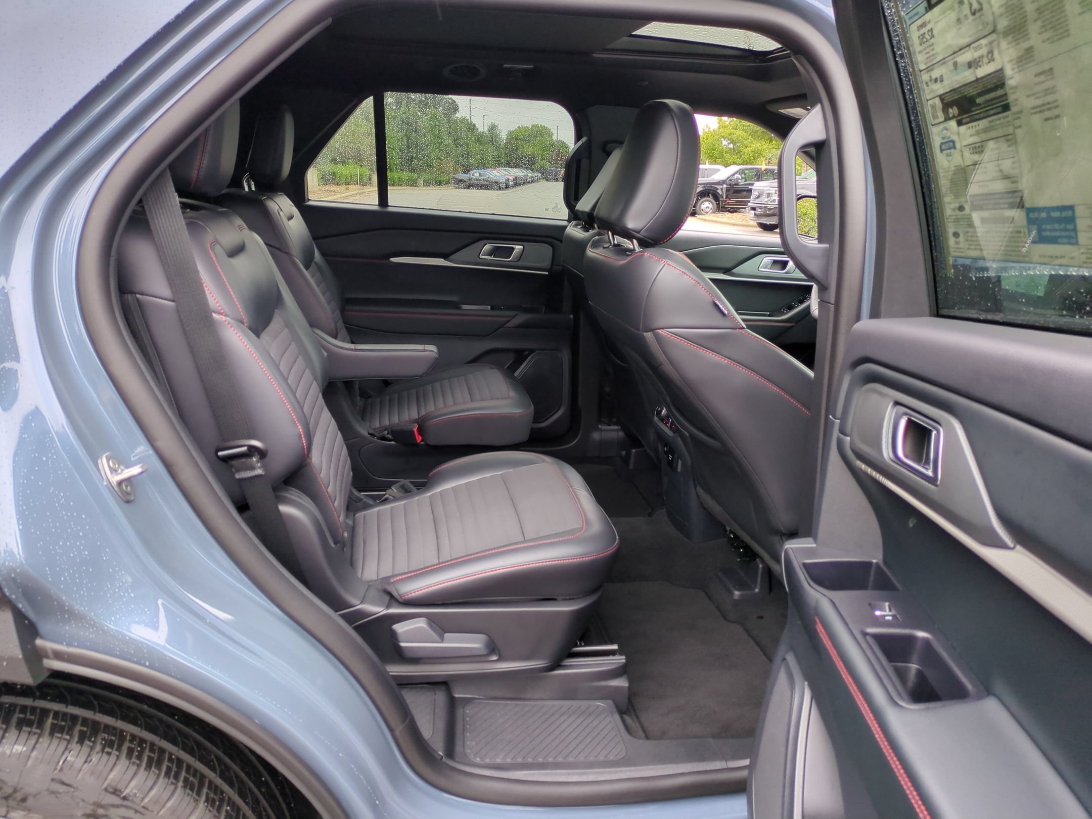 New 2026 Ford Explorer ST-Line w/ ST-Line Street Pack AWD/4WD image 37