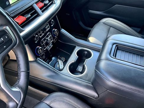 Used 2024 Chevrolet Tahoe LT w/ LT Signature Plus Package AWD/4WD image 15