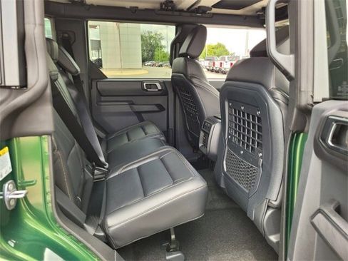 New 2025 Ford Bronco Badlands image 13
