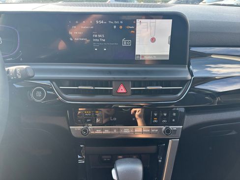 Used 2025 Kia Seltos S image 18