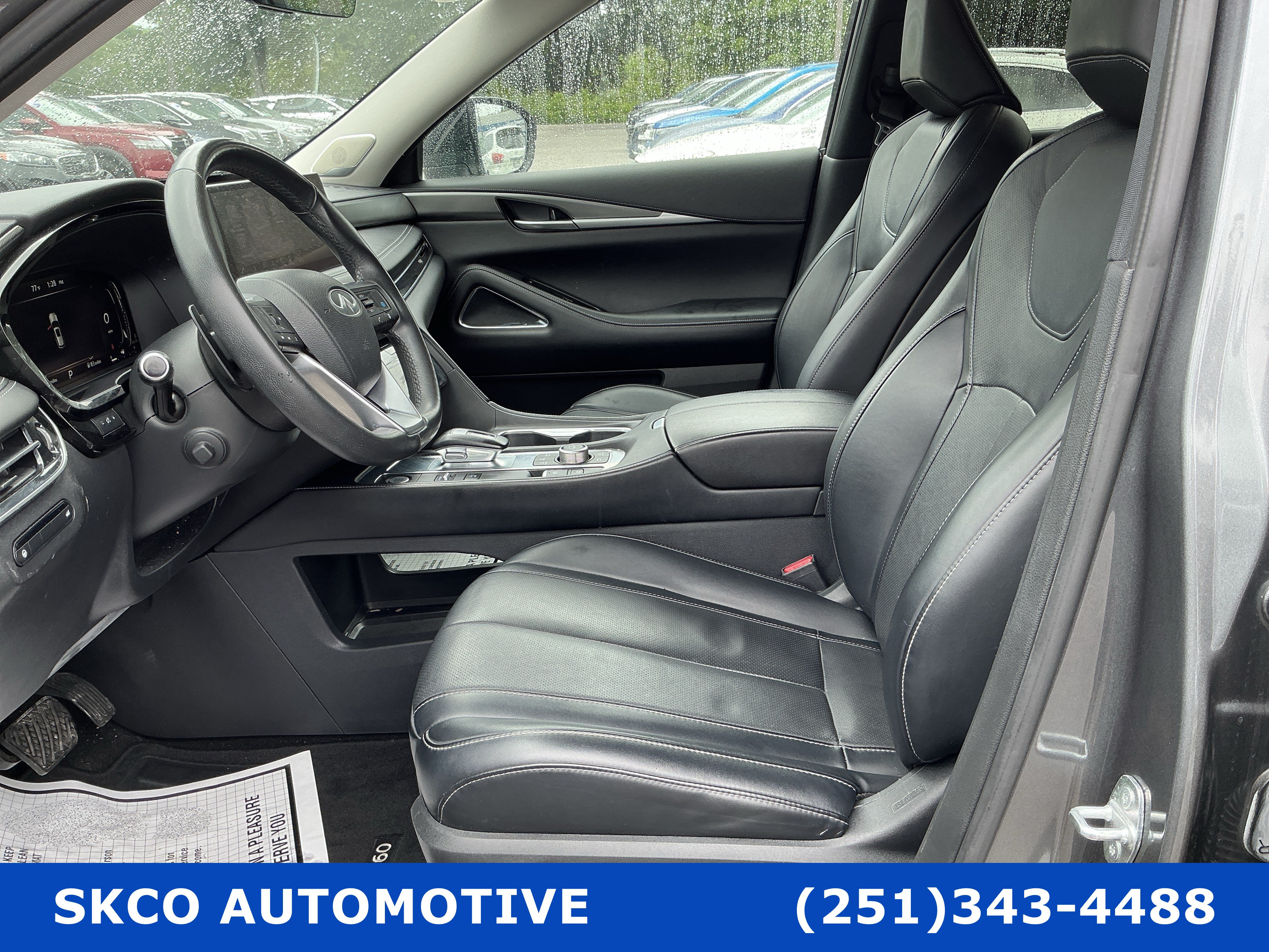 Used 2023 INFINITI QX60 Luxe w/ Performance Audio Package FWD image 11