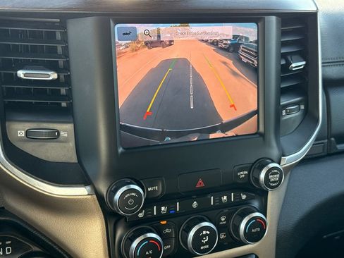 Used 2022 RAM 1500 Laramie AWD/4WD image 23