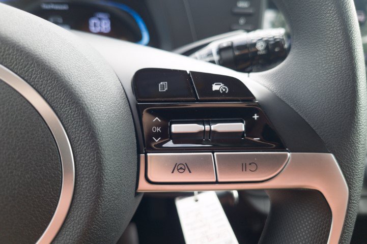 New 2026 Hyundai Elantra SE FWD image 24
