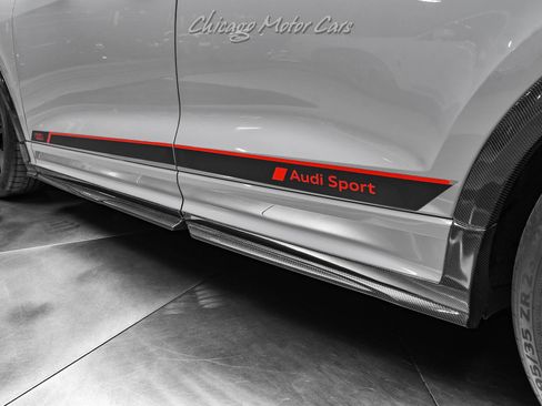 Used 2023 Audi RS Q8 4.0T Quattro Black Optic Exec w/ Black Optic Package image 40