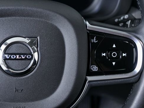 Certified 2025 Volvo XC60 T8 Ultra w/ Protection Package Premier image 13