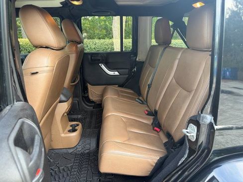 Used 2013 Jeep Wrangler Unlimited Sahara w/ Dual Top Group image 23