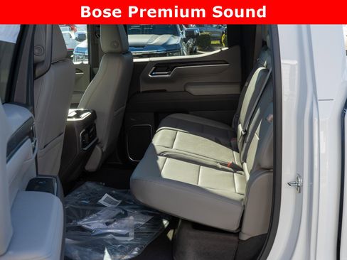 New 2026 GMC Sierra 1500 SLT w/ SLT Premium Package image 19