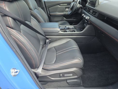 Used 2024 Honda Pilot TrailSport image 23