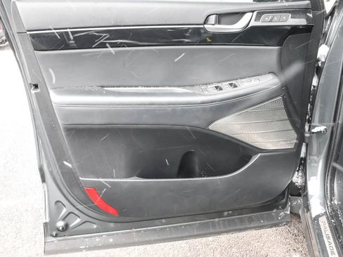 Used 2022 Hyundai Palisade Limited image 28