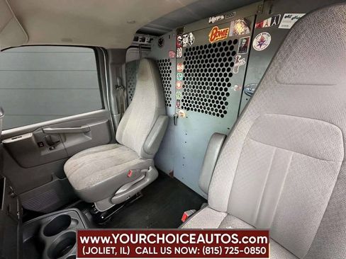 Used 2016 Chevrolet Express 2500 image 14