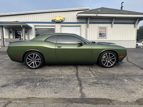 Used 2023 Dodge Challenger R/T w/ Cold Weather Group RWD image 8