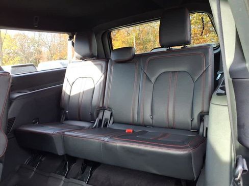 Used 2022 Ford Expedition Max Limited image 21