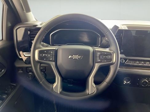 Used 2023 Chevrolet Silverado 1500 RST AWD/4WD image 38