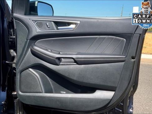 Used 2022 Ford Edge ST image 23
