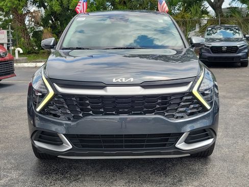 Used 2024 Kia Sportage EX FWD image 4