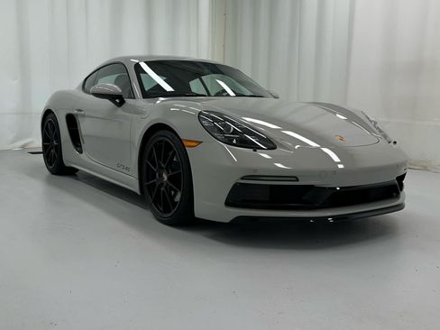 Used 2025 Porsche 718 Cayman GTS RWD image 1