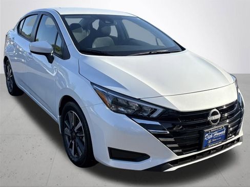 New 2025 Nissan Versa SV w/ Trunk Package image 5