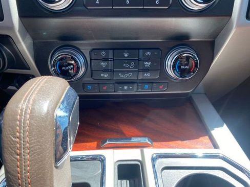 Used 2020 Ford F150 King Ranch w/ Equipment Group 601A Luxury AWD/4WD image 15