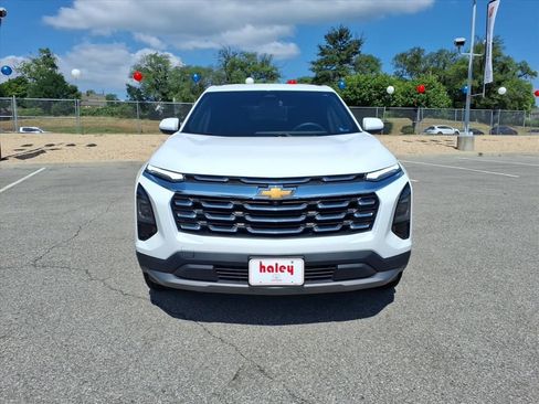 Used 2026 Chevrolet Equinox LT FWD image 10