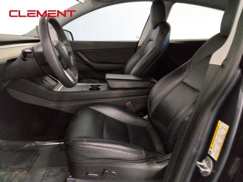 Used 2021 Tesla Model Y Long Range image 26