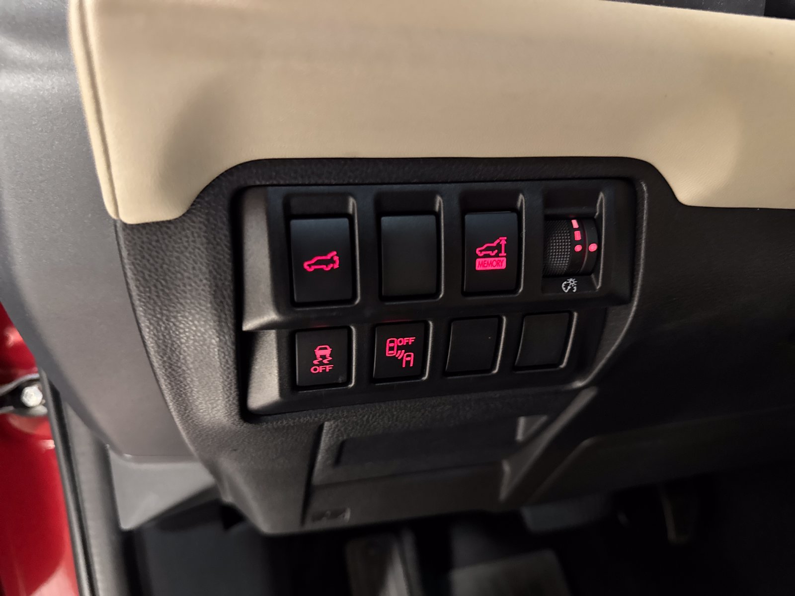 Used 2019 Subaru Ascent Touring AWD/4WD image 18