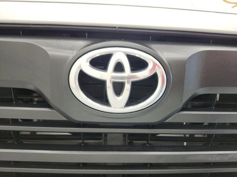 Used 2022 Toyota Tundra SR5 image 12