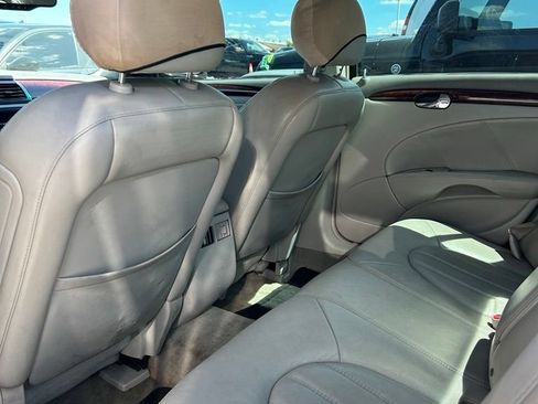 Used 2008 Buick Lucerne CXL w/ Driver Confidence Package FWD image 6