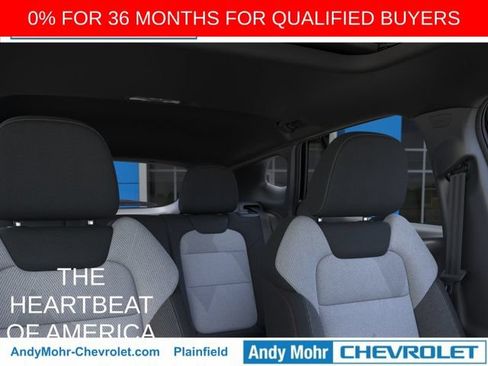 New 2026 Chevrolet Trax RS w/ Sunroof Package FWD image 31