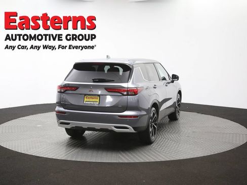 Used 2024 Mitsubishi Outlander SE AWD/4WD image 40