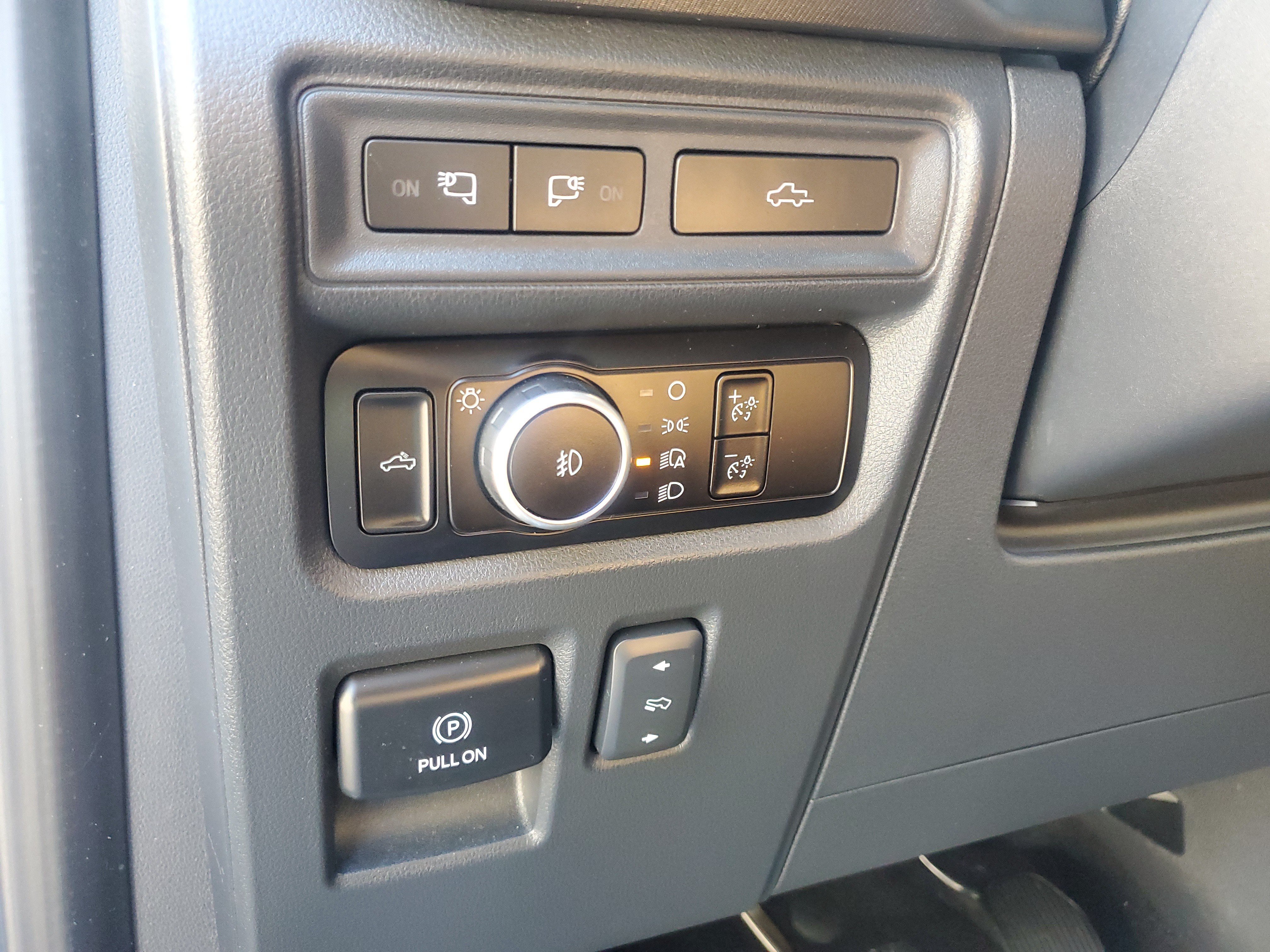 Used 2023 Ford F150 Platinum w/ Equipment Group 701A High AWD/4WD image 28